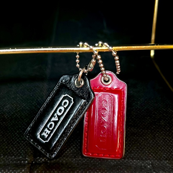 COACH Leather Tags❤️🖤 - Picture 3 of 3